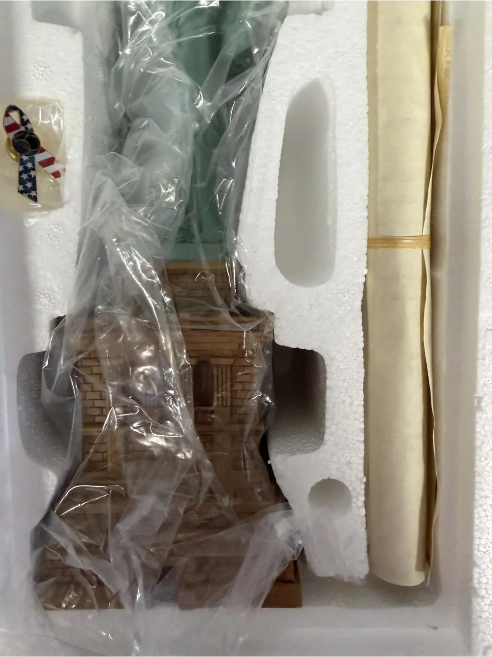 Dept. 56 American Pride Statue of Liberty #57708 Light Up Model NEW Original Box